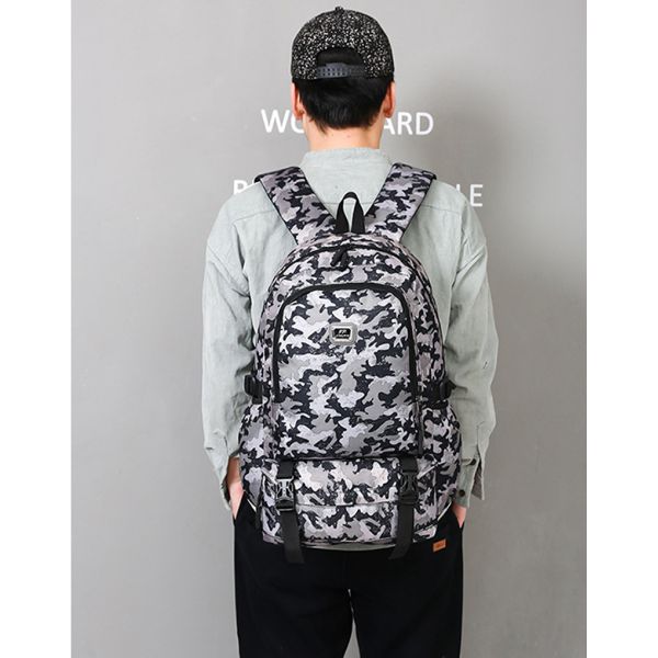backpack for men and women are the new Korean version of campus students' computer travel bags