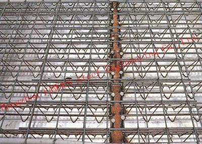 O Decking galvanizado HRB500E do assoalho do metal de 11.8m reforçou o fardo da barra de aço, Decking concreto do assoalho de 0.5mm