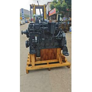  PC200-8 Engine