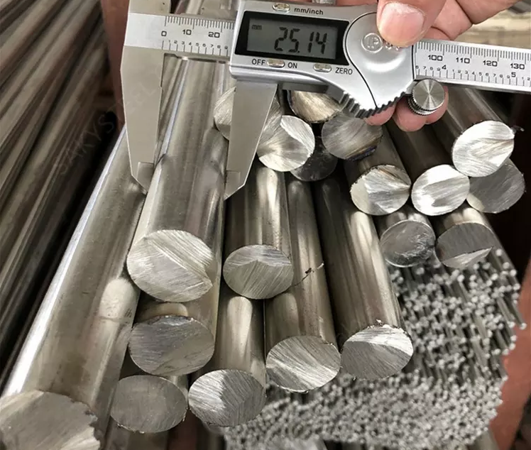 O espelho de aço inoxidável AISI da barra da linha fina dos vagabundos laminou 201 202 430 420 2b