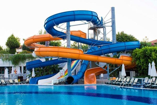 Outdoor Water Park Equip Pool Tube Fiberglass Water Slides