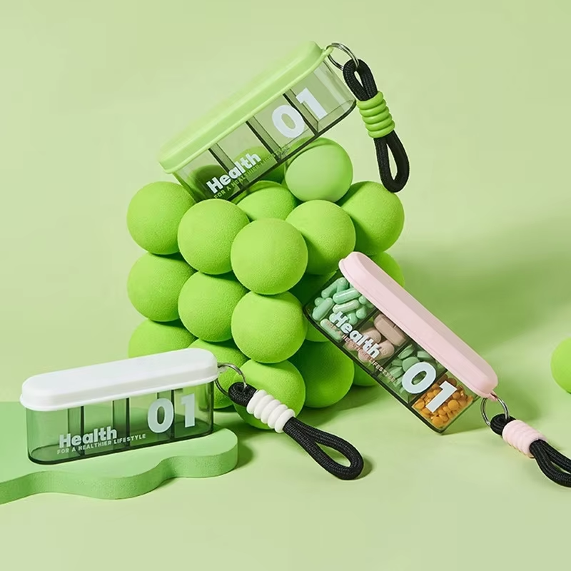 Wholesale Mini Portable Weekly 7-Day Child-Resistant Food Grade PP Durable Easy-to-Carry Travel Tablet & Pill Organizer