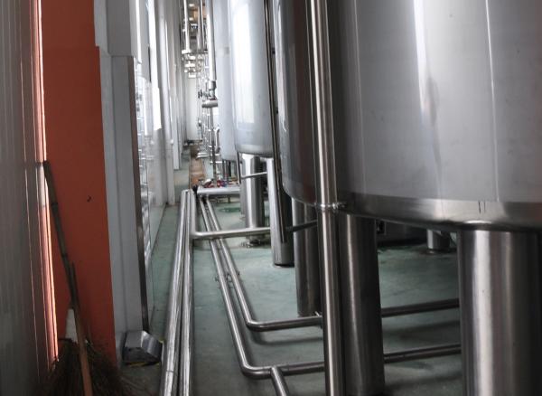 High Efficiency Bottled Edible Oil Filling Machine For Filling And Capping