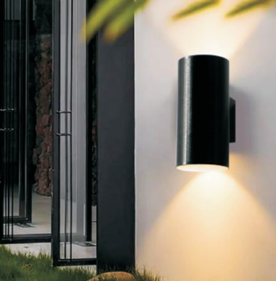 180° Beam Angle 1- Cordless Rechargeable 25W LED Flood Light for Outdoor Illumination