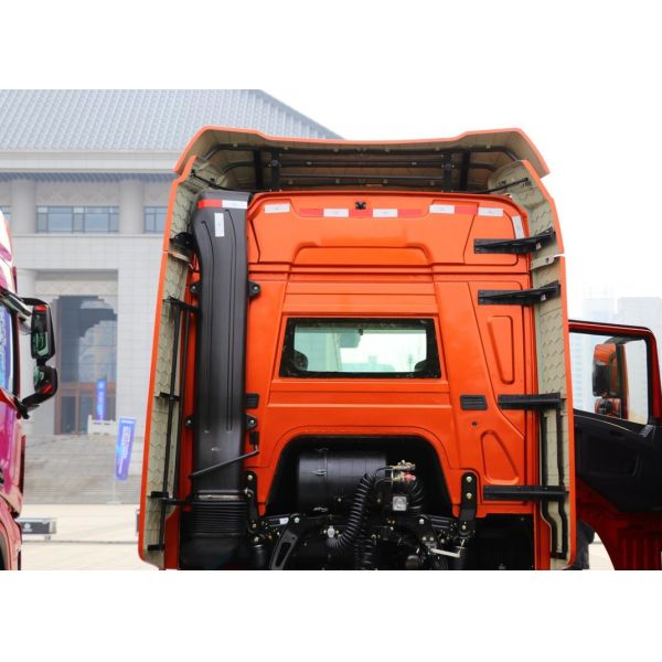 Трактор Прицеп Грузовик совершенно новый 4*2 Шакман H6000 Одноосевая Weichai 430hp Полтора ряда