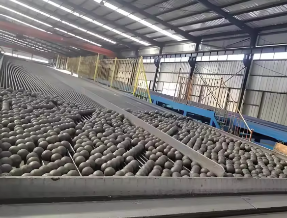 High Wear Resistance Grinding Ball with Impact Toughness >18J/cm2 and Hardness 45-62HRC for Mining and Construction