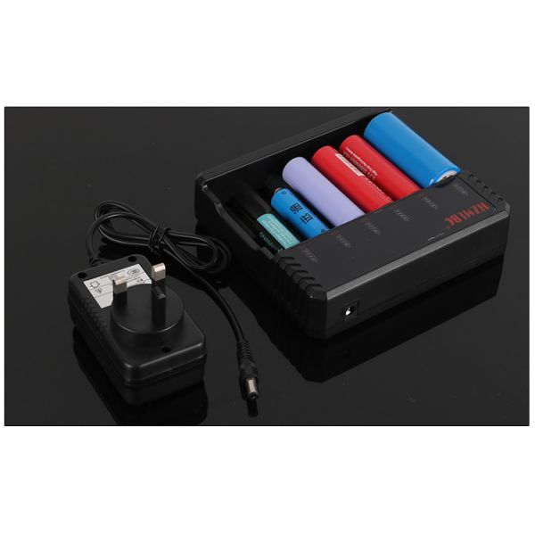 2 / 4 / 6 Bay Intelligent 4.2 V Battery Charger For 18650 18350 Battery 290g Weight