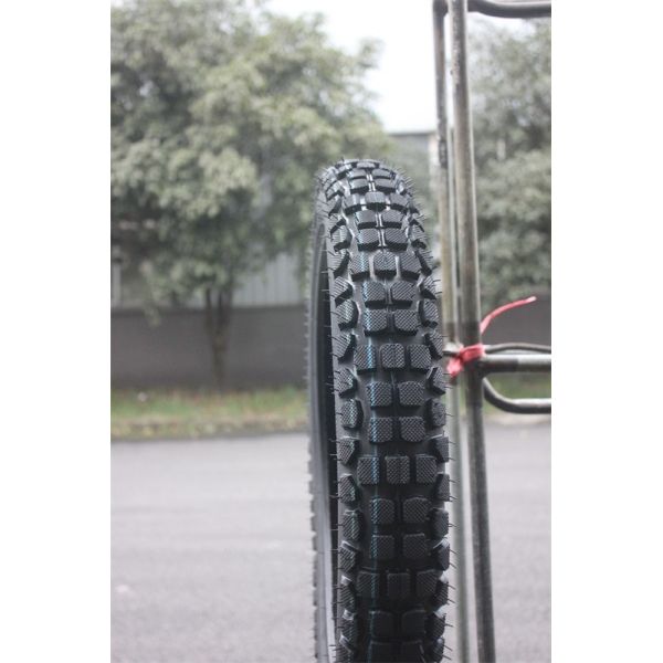 Автошина покрывая автошину TT/TL мотоцикла J852 ТОЧКИ ISO9001 2.75-14 автошины электрического мотоцикла жирную