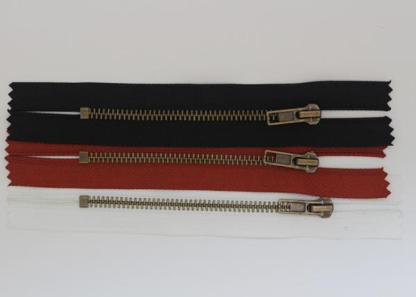5# Wide Tape Black 6 Inch Separating Zipper , Red / Black / White High End Zippers