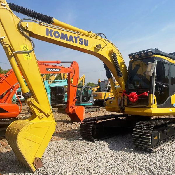 Excavadora Komatsu Pc130-7 de segunda mano con excavadoras de 13 toneladas
