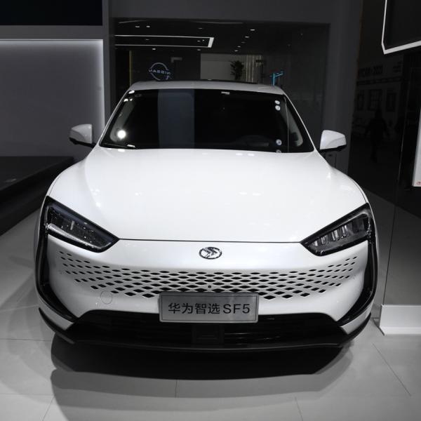 Hybrid Energy Type 2021 Model Huawei Seres SF5 Electric Car EVR 4WD Top Speed 210 KM/h