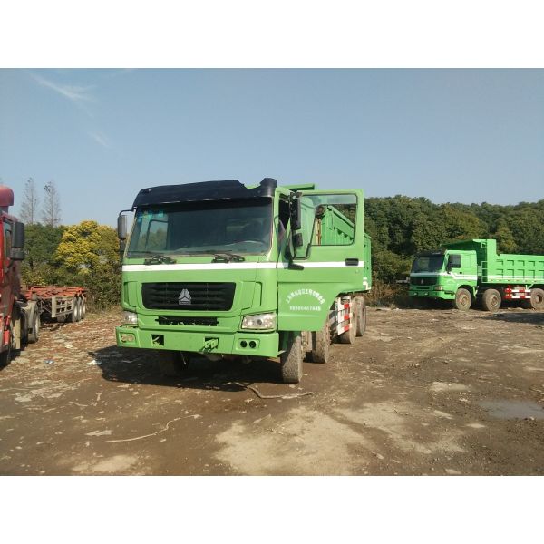 2020 made in china tractor head 8*4 12 Tires Sinotruck Howo tipper dump truck 6*4 tires