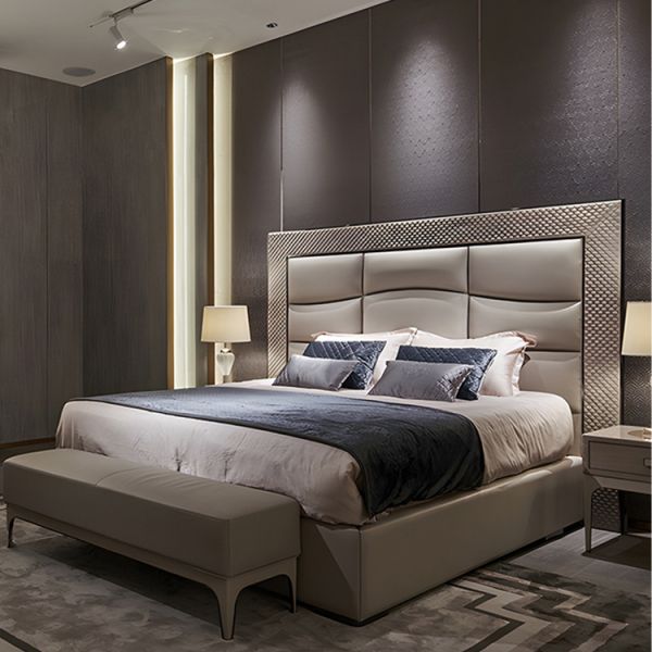 Italian Exclusive Design Modern Luxury Bedroom Set High-End Double Bed With Big King Size Headboard Soft Style Furniture