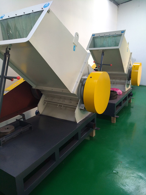 Машинное оборудование дробилки ПЭ ПП машины точильщика ПВК бочонка бутылки ЛЮБИМЦА пластиковое 15 -75 Кв