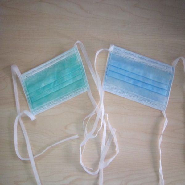 Fog Free Foam Fluid Resistant Surgical Mask , Surgical Face Mask Antiglare Eyeshield