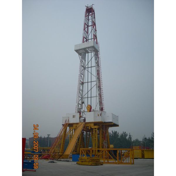 High Strenth Oil Rig Equipment Oil Well Drilling Rig And Workover Oil Rig Derrick Mast