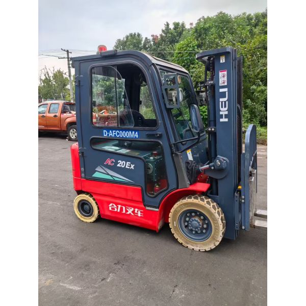 Used HELI 2-Ton Electric Forklift  for Harsh Storage Environments
