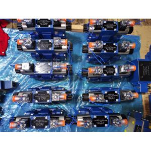 Original Replacement 4WEH10E-40B/EG24N9ETK4 Hydraulic Solenoid Directional Valve Spare Parts