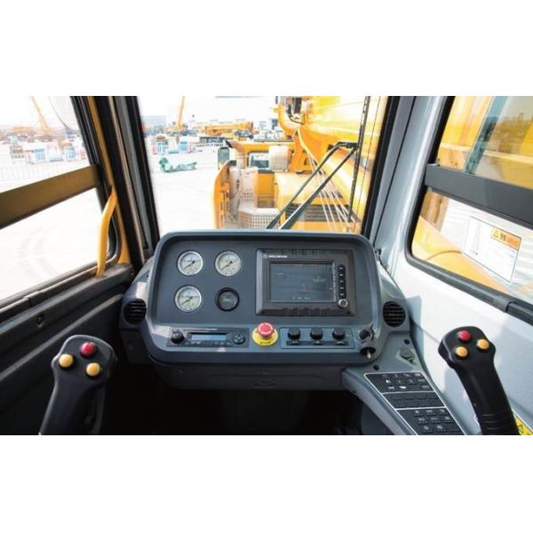 Intelligent Telescopic Boom Crane With Low Speed And Large Torque Power System