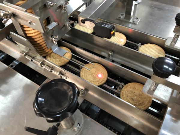 CE Approved Single Lane Two Colors 3+2 Cream Biscuit Making Machine