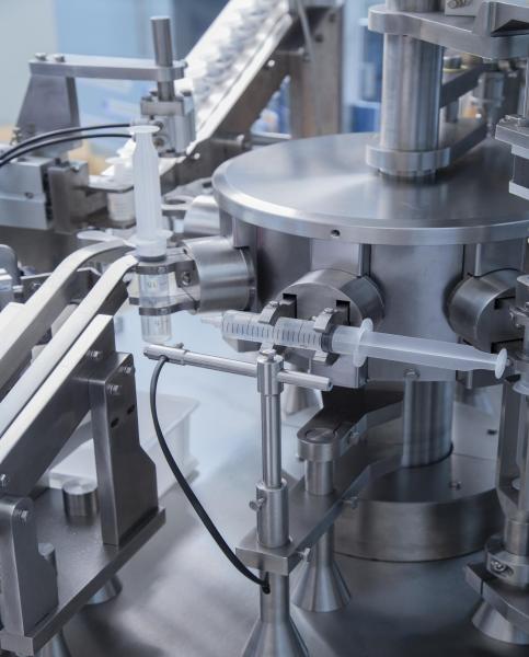 Máquina tampando de enchimento preenchida médica automática de alta velocidade da seringa descartável plástica do gel