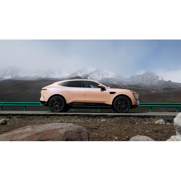 Wheelbase 2975mm Aweita 11 Electric Car 580 KM Triple Laser Four-Drive Luxury Edition