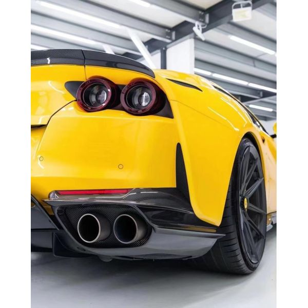 Fibra de carbono seca para el Ferrari 812 Kit de cuerpo de fibra de carbono 812 estilo Nivic mejorado Frente de labio difusor spoiler Hood