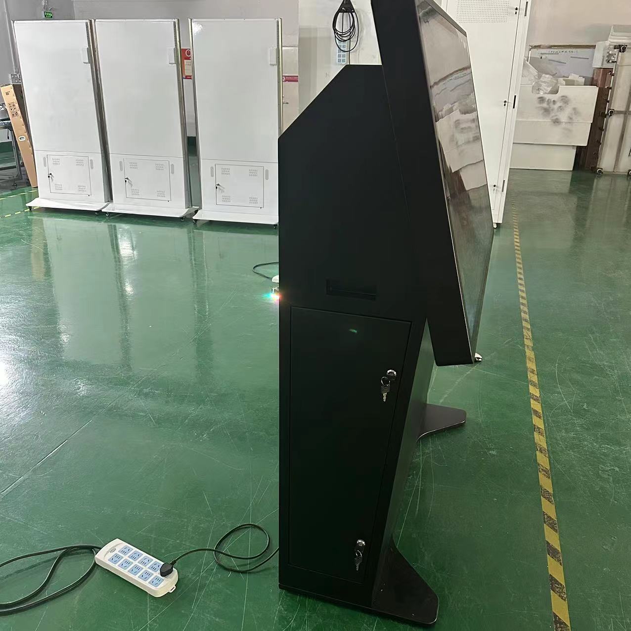 55 дюймовый стенд с сенсорным экраном киоск LCD Pcap монитор с встроенным в i7 компьютер