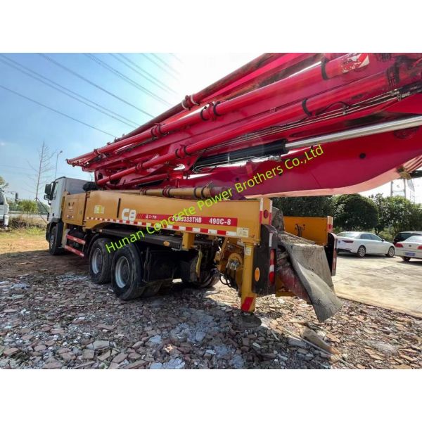 2019 Equipo pesado usado Bomba de hormigón de 49 m con altura de alimentación de 1400 mm y chasis MB