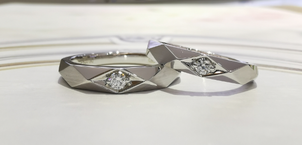 Women11 White Gold Couple Rings