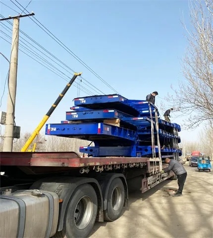 40FT 3 Axle Gooseneck Low Platform Semi Trailer Flatbed Semi Trailer 3 Axle Trailer
