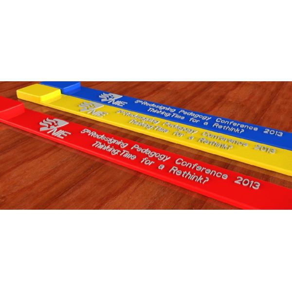 Выбитый FCC браслета 4G 16G привода USB Wristband силикона логотипа одобрил