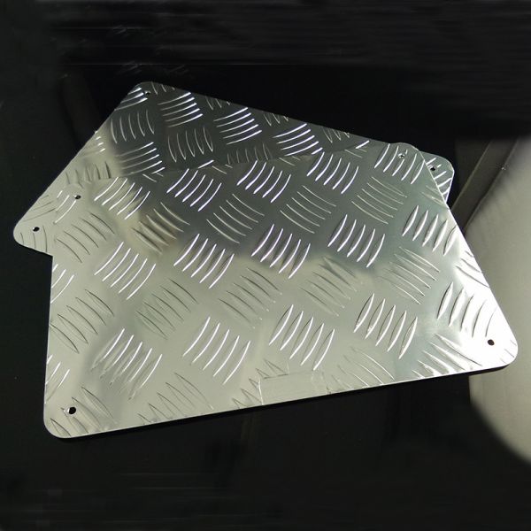 Aluminum Anti Slip Board Metal Heel Plates For Racing & Daily Drive 360x250mm