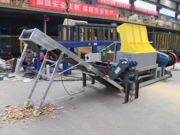 1500 kg/h Máquina de trituração de paletes de madeira