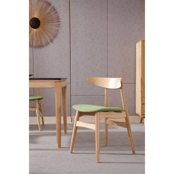 Nordic Design Ash Wooden Upholstered Modern Fabric Dining Chair