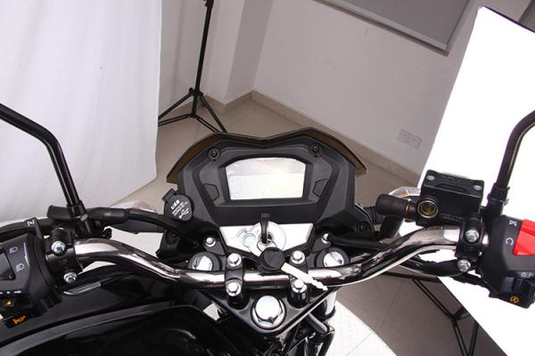 Usb Charger Custom Street Motorcycles Electric Or Kick Start With Led Lights