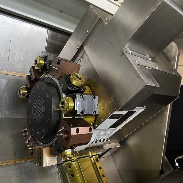 TCK630 1000mm Metal Turning Center Flat Bed Cnc Lathe Machine With Driven Turret