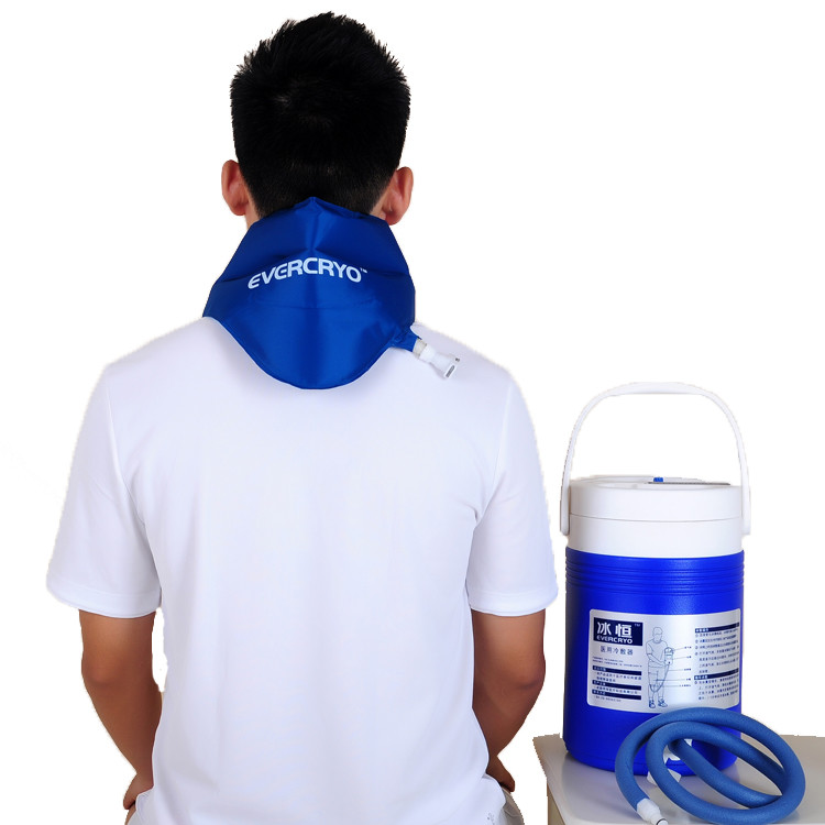 Машина терапией обжатия боли шеи 3.87L холодная с обеспечивая циркуляцию системой