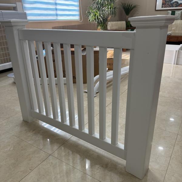 Customizable White Vinyl Pool Fencing Easy To Install High Durability