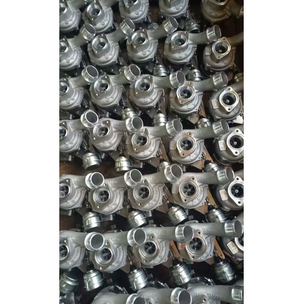 Oil Cooled Car Engine Spares 17201-0l030 17201-30120 Turbocharger For 2KD Toyota Hilux