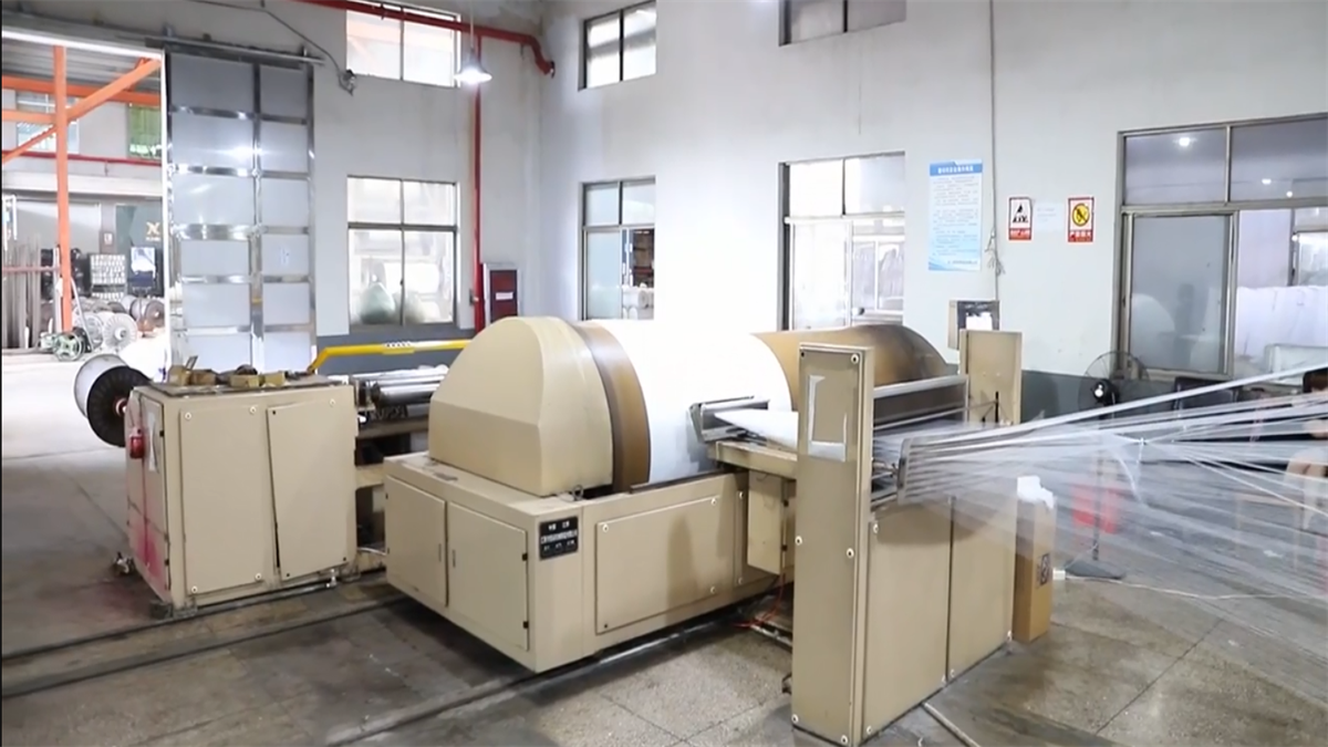 Техника Ткань 95-120GSM Полиэстер Барокко Сатинная ткань для дамских платьев Рубашки Свадьбы