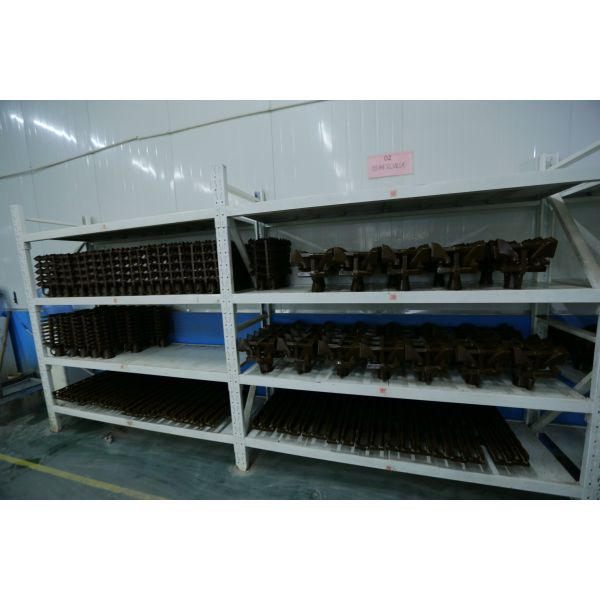 Carbon Steel Hinge Lost Wax Metal Casting Carbon Steel Material 0.9kg Weight