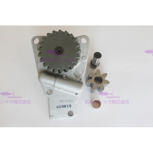 EXCAVATOR OIL PUMP KOMATSU 4D95 6207-51-1201