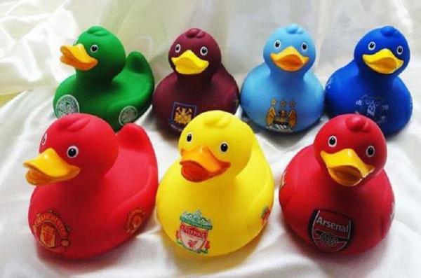 Football Club Team World Cup Rubber Duck Toy Eco Friendly Vinyl For Baby Shower