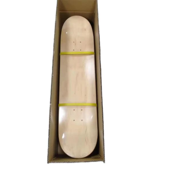 Custom Graphic Freestyle Skateboard Deck 31 Inch Skateboard Lightweight