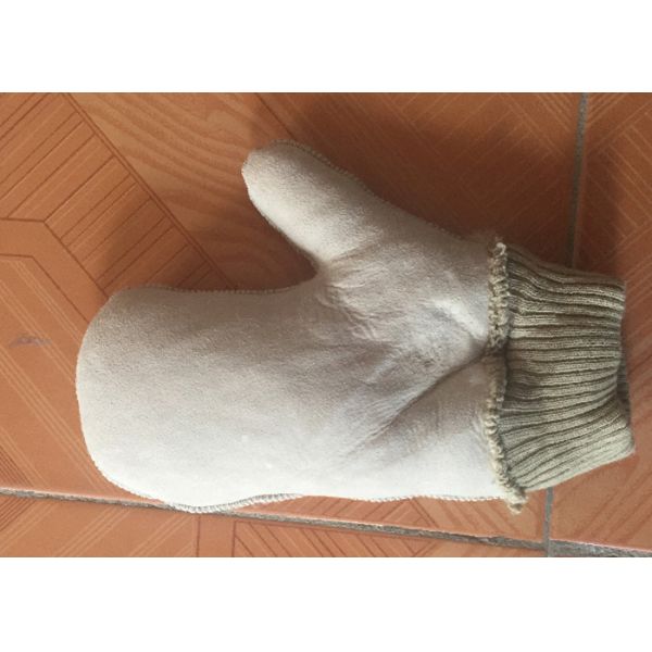 Перчатка мытья автомобиля Ламбсвоол свободного образца перчатки мойки овчины полируя с большим пальцем руки