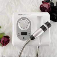 Dcool Peau Cool Cryo-électroporation du visage Machine de beauté Circulation lymphatique Élimination jaunâtre Équipement de lifting du visage