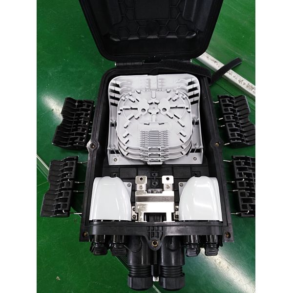 Pre-connectorized Optical Fiber Distribution Box  GFS-16QX IP68 378*255*136mm 16 pre-connected adapter aerial-mount