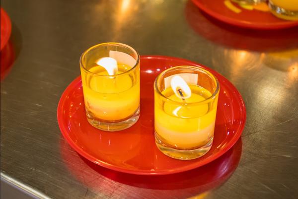 Customized 2.5OZ Floating Glass Tea Light Candle Holders For Wedding