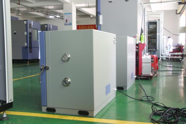 Temp range+50℃～300℃ 136L Stainless Steel Industrial Drying Ovens , Accuracy High Temperature Oven